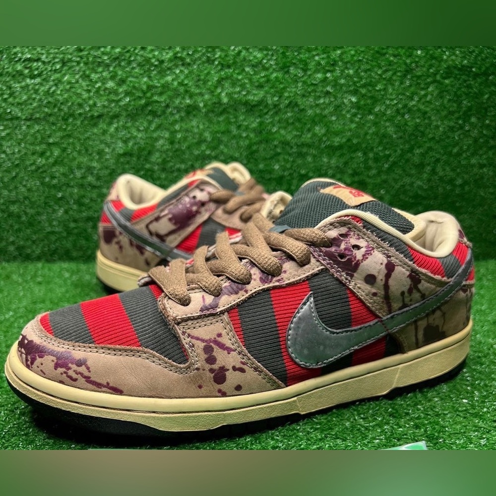 Freddy Krueger dunks